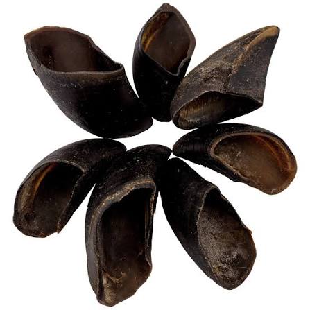 Blackdog Cow Hoof Dog Treat