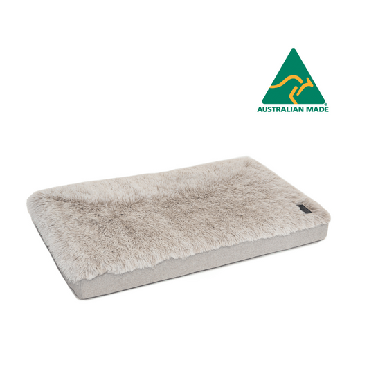 Superior Pet Goods Ortho Calming Dog Mat Water-Resistant Aspen Faux Fur