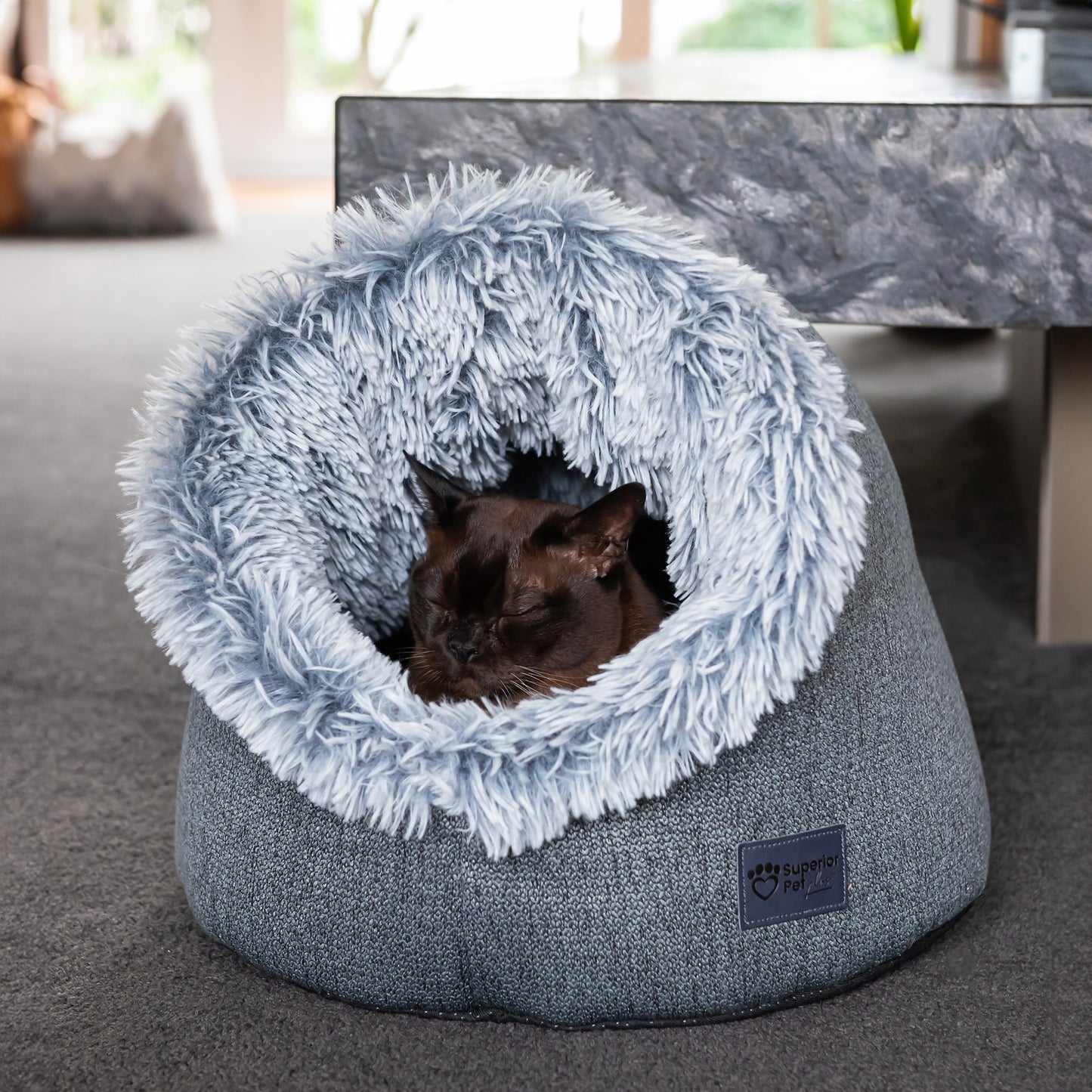 Superior Pet Goods Calming Pet Dome Dove Grey Faux Fur